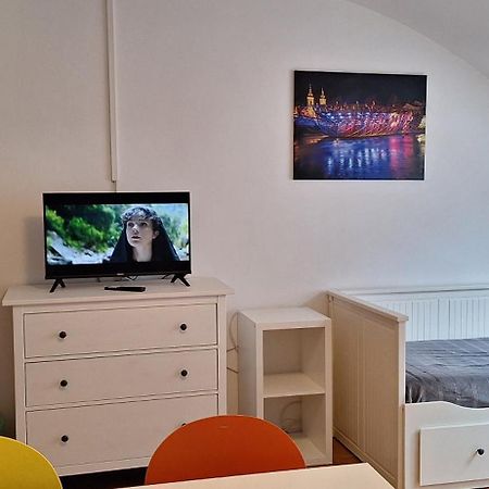 Flataid Apartment Obere Bahnstrasse - Grazer Messe Экстерьер фото