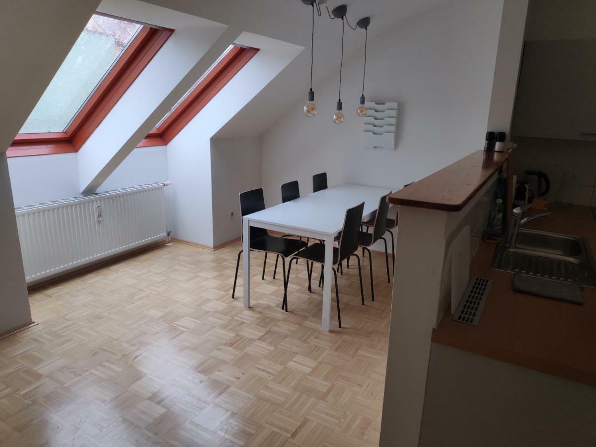 Flataid Apartment Obere Bahnstrasse - Grazer Messe Экстерьер фото